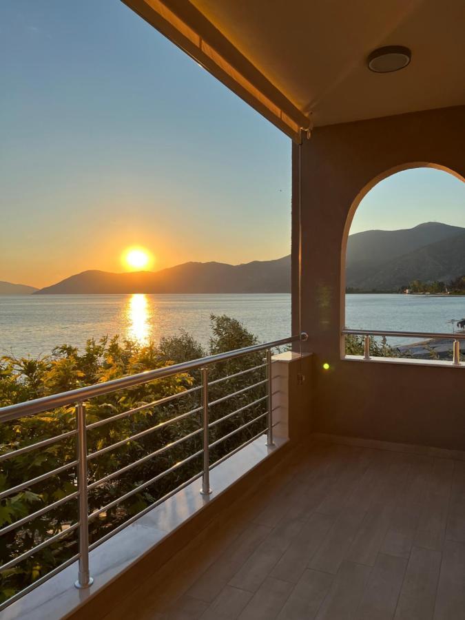 Mangata Seaside Hotel Rovies Exterior foto